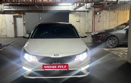 KIA Optima IV, 2018 год, 2 200 000 рублей, 13 фотография