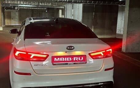 KIA Optima IV, 2018 год, 2 200 000 рублей, 14 фотография