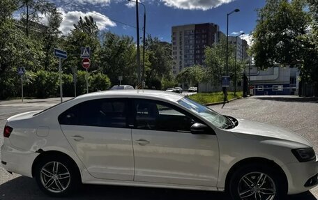 Volkswagen Jetta VI, 2014 год, 900 000 рублей, 3 фотография