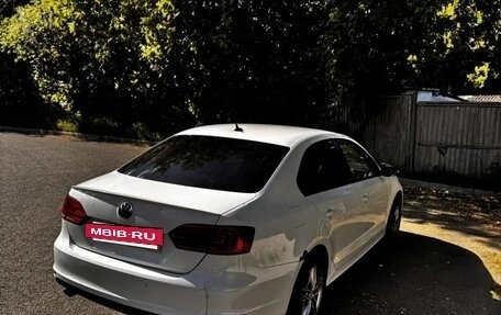 Volkswagen Jetta VI, 2014 год, 900 000 рублей, 6 фотография