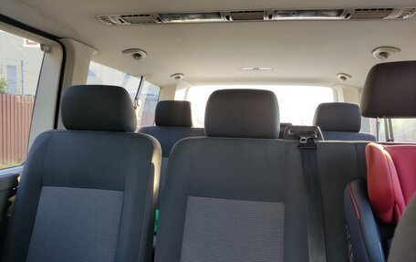 Volkswagen Caravelle T5, 2011 год, 2 980 000 рублей, 7 фотография