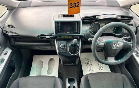 Toyota Wish II, 2009 год, 1 099 999 рублей, 16 фотография