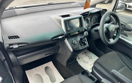 Toyota Wish II, 2009 год, 1 099 999 рублей, 13 фотография