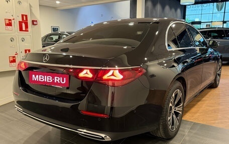 Mercedes-Benz E-Класс, 2024 год, 6 590 000 рублей, 3 фотография