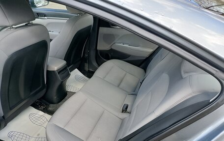 Hyundai Elantra VI рестайлинг, 2016 год, 1 110 000 рублей, 15 фотография