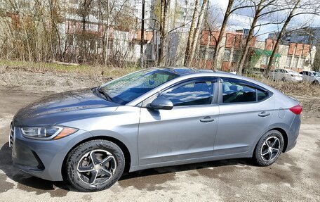 Hyundai Elantra VI рестайлинг, 2016 год, 1 110 000 рублей, 10 фотография