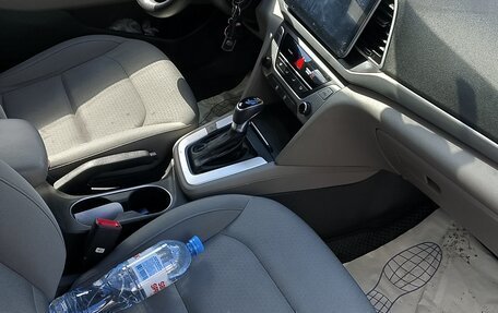 Hyundai Elantra VI рестайлинг, 2016 год, 1 110 000 рублей, 16 фотография