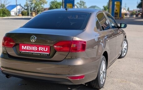 Volkswagen Jetta VI, 2012 год, 1 300 000 рублей, 5 фотография