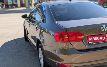 Volkswagen Jetta VI, 2012 год, 1 300 000 рублей, 7 фотография