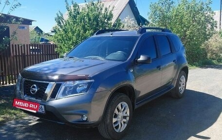Nissan Terrano III, 2017 год, 1 320 000 рублей, 2 фотография