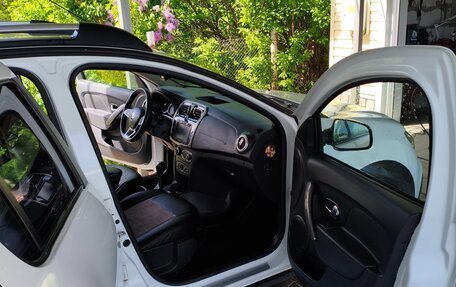 Renault Sandero II рестайлинг, 2019 год, 1 240 000 рублей, 4 фотография