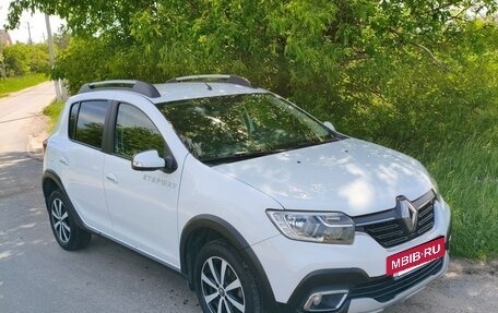 Renault Sandero II рестайлинг, 2019 год, 1 240 000 рублей, 11 фотография