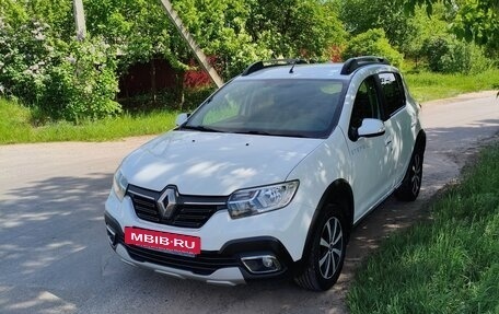 Renault Sandero II рестайлинг, 2019 год, 1 240 000 рублей, 9 фотография