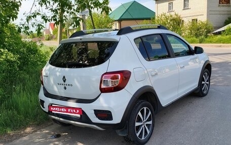 Renault Sandero II рестайлинг, 2019 год, 1 240 000 рублей, 12 фотография
