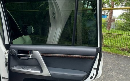 Toyota Land Cruiser 200, 2015 год, 5 350 000 рублей, 15 фотография