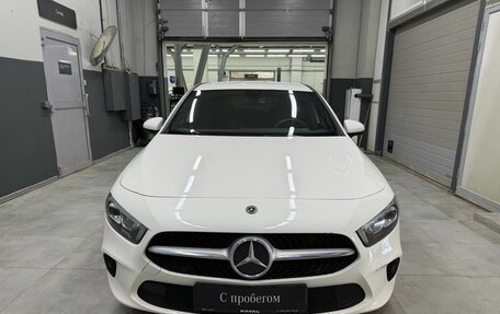 Mercedes-Benz A-Класс, 2018 год, 1 890 000 рублей, 2 фотография
