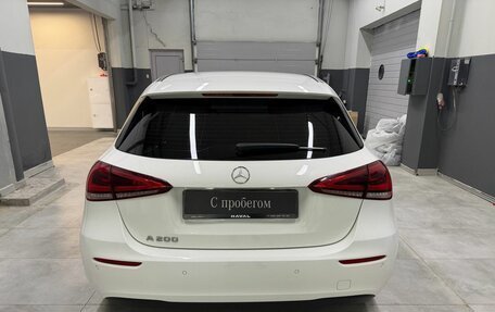 Mercedes-Benz A-Класс, 2018 год, 1 890 000 рублей, 5 фотография
