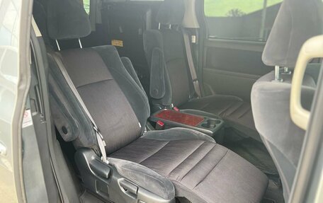 Toyota Vellfire I, 2008 год, 1 920 000 рублей, 14 фотография