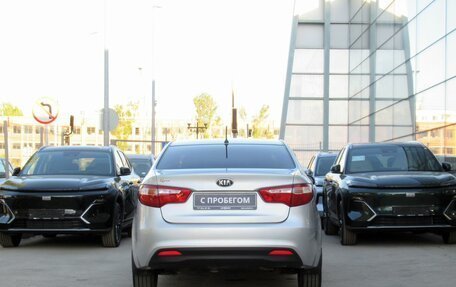 KIA Rio III рестайлинг, 2013 год, 600 000 рублей, 6 фотография