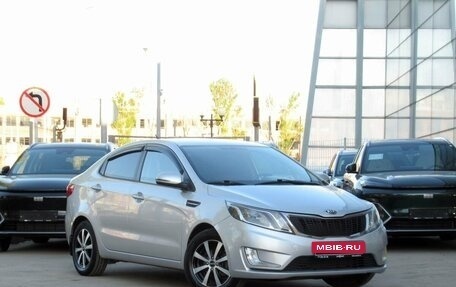 KIA Rio III рестайлинг, 2013 год, 600 000 рублей, 3 фотография