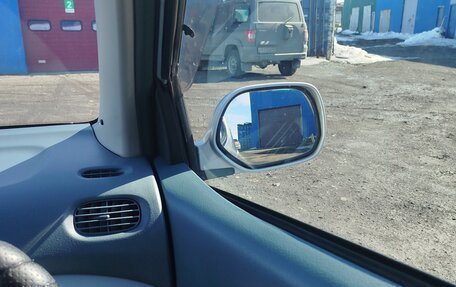 Toyota FunCargo, 2000 год, 555 000 рублей, 14 фотография