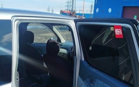 Toyota FunCargo, 2000 год, 555 000 рублей, 10 фотография