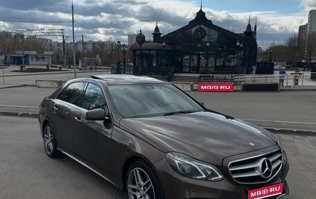 Mercedes-Benz E-Класс, 2014 год, 2 700 000 рублей, 1 фотография