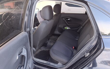 Volkswagen Polo VI (EU Market), 2011 год, 580 000 рублей, 4 фотография