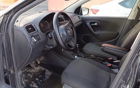 Volkswagen Polo VI (EU Market), 2011 год, 580 000 рублей, 3 фотография