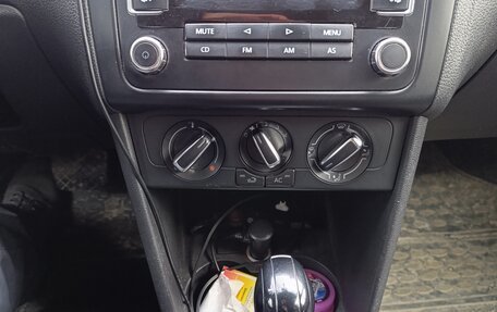 Volkswagen Polo VI (EU Market), 2011 год, 580 000 рублей, 8 фотография