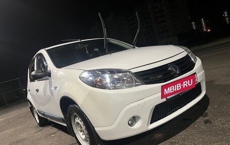 Renault Sandero I, 2010 год, 600 000 рублей, 3 фотография