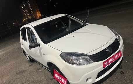 Renault Sandero I, 2010 год, 600 000 рублей, 4 фотография