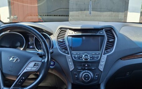 Hyundai Santa Fe III рестайлинг, 2013 год, 2 200 000 рублей, 3 фотография