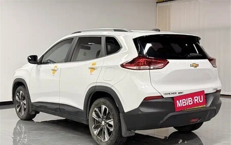 Chevrolet Trax, 2021 год, 900 000 рублей, 6 фотография