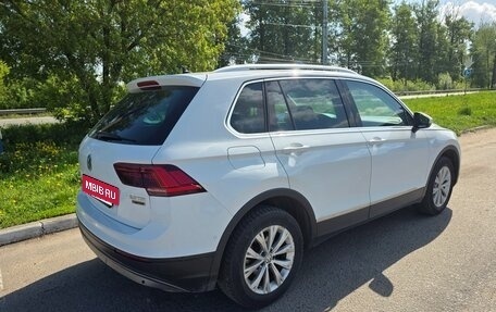 Volkswagen Tiguan II, 2017 год, 2 090 000 рублей, 2 фотография