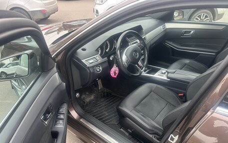 Mercedes-Benz E-Класс, 2014 год, 2 700 000 рублей, 3 фотография
