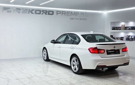 BMW 3 серия, 2015 год, 1 979 000 рублей, 26 фотография