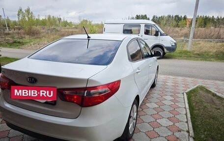 KIA Rio III рестайлинг, 2014 год, 1 050 000 рублей, 2 фотография