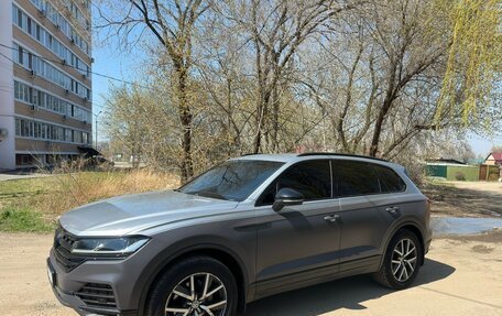 Volkswagen Touareg III, 2018 год, 3 450 000 рублей, 2 фотография