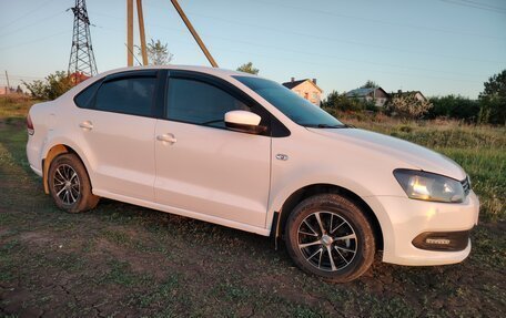 Volkswagen Polo VI (EU Market), 2011 год, 580 000 рублей, 3 фотография