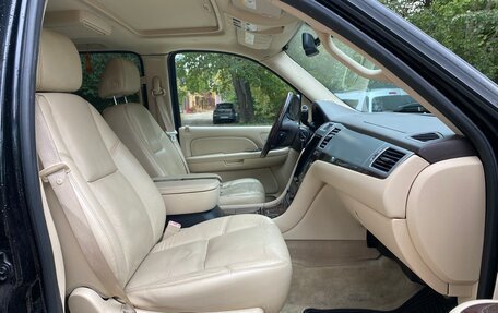 Cadillac Escalade III, 2007 год, 1 450 000 рублей, 12 фотография