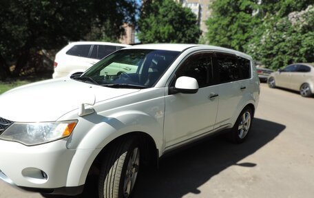 Mitsubishi Outlander III рестайлинг 3, 2006 год, 1 200 000 рублей, 4 фотография
