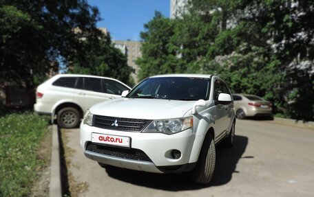 Mitsubishi Outlander III рестайлинг 3, 2006 год, 1 200 000 рублей, 3 фотография