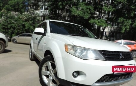 Mitsubishi Outlander III рестайлинг 3, 2006 год, 1 200 000 рублей, 2 фотография