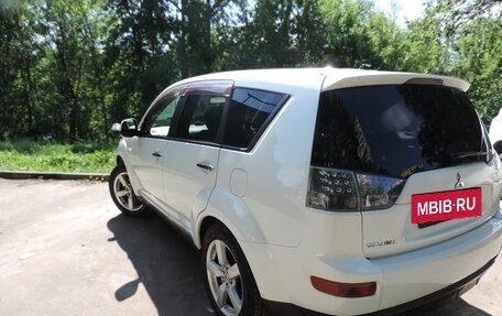 Mitsubishi Outlander III рестайлинг 3, 2006 год, 1 200 000 рублей, 5 фотография