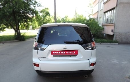 Mitsubishi Outlander III рестайлинг 3, 2006 год, 1 200 000 рублей, 20 фотография