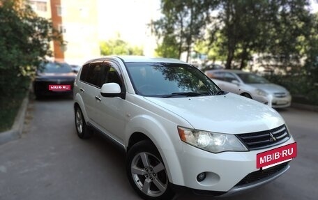 Mitsubishi Outlander III рестайлинг 3, 2006 год, 1 200 000 рублей, 16 фотография