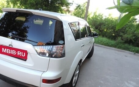 Mitsubishi Outlander III рестайлинг 3, 2006 год, 1 200 000 рублей, 21 фотография