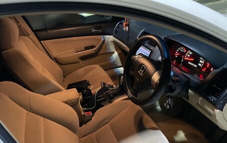 Honda Accord VII рестайлинг, 2003 год, 650 000 рублей, 10 фотография
