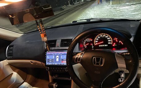 Honda Accord VII рестайлинг, 2003 год, 650 000 рублей, 12 фотография